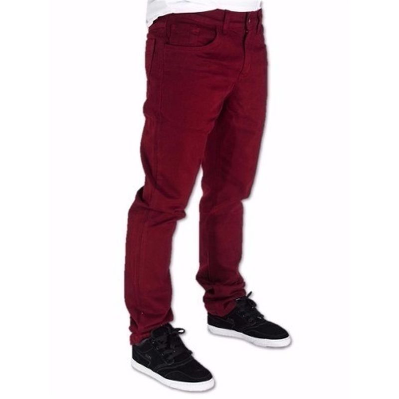 calça jeans vinho
